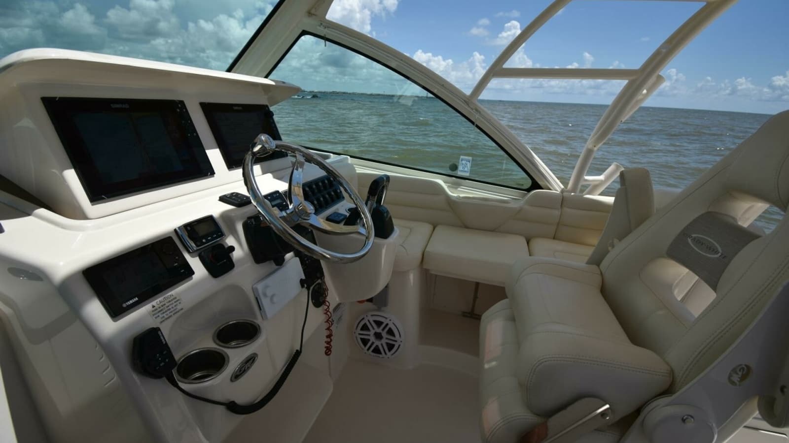 2016 Grady-White 330 Express