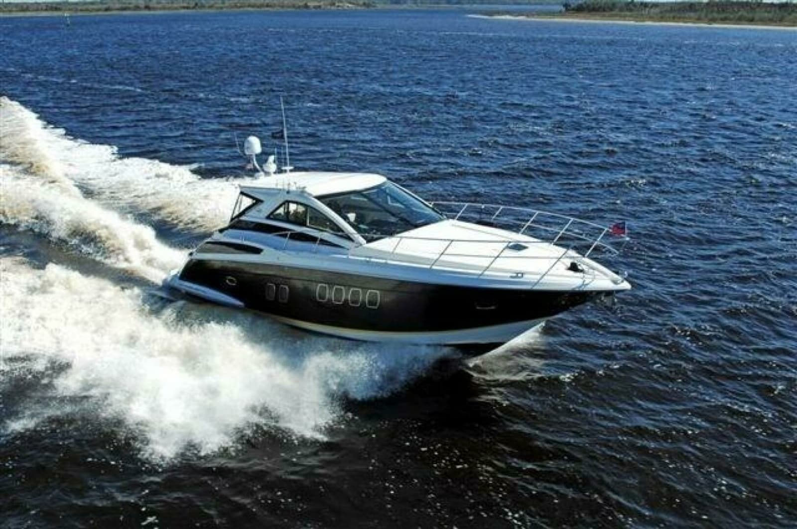 2009 Regal 5260 Sport Coupe