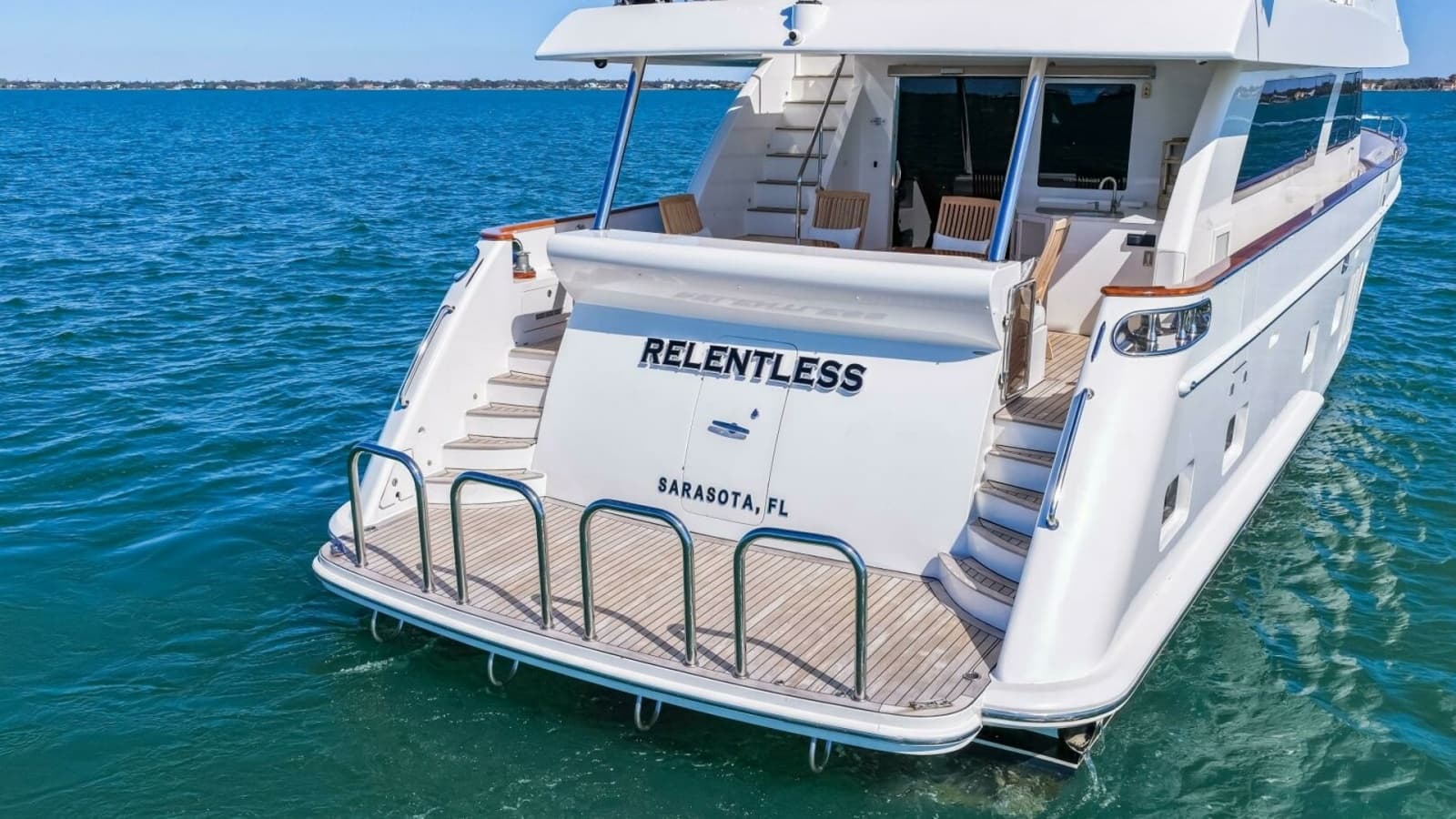 2010 83 Ocean Alexander Motor Yacht 'Relentless'