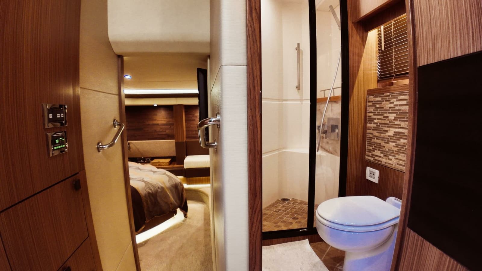 2016 Sea Ray L590 Fly