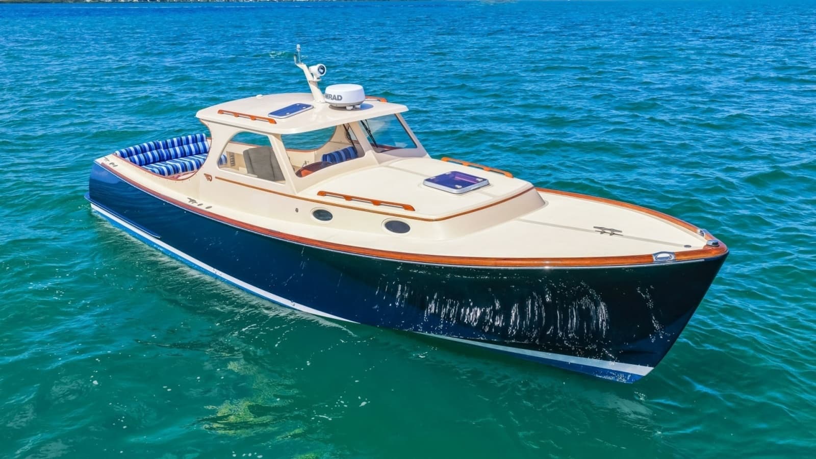 1998 36 Hinckley Picnic Boat Starboard