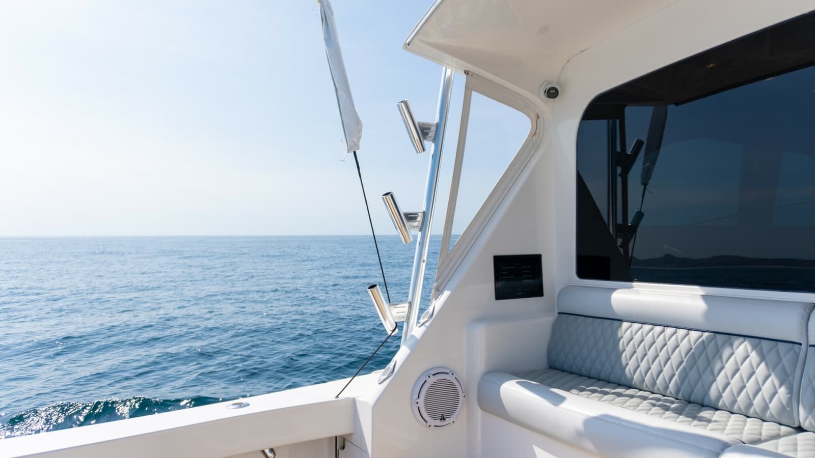 2009 Viking 50 Convertible "Jammin" - Aft Deck Seating Area