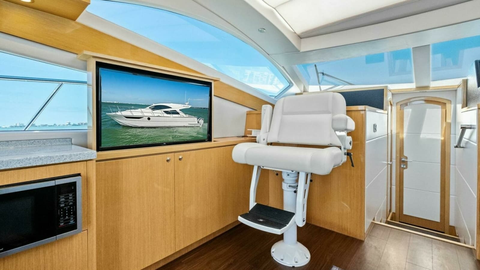 2018 Outboard Express Catamaran 47