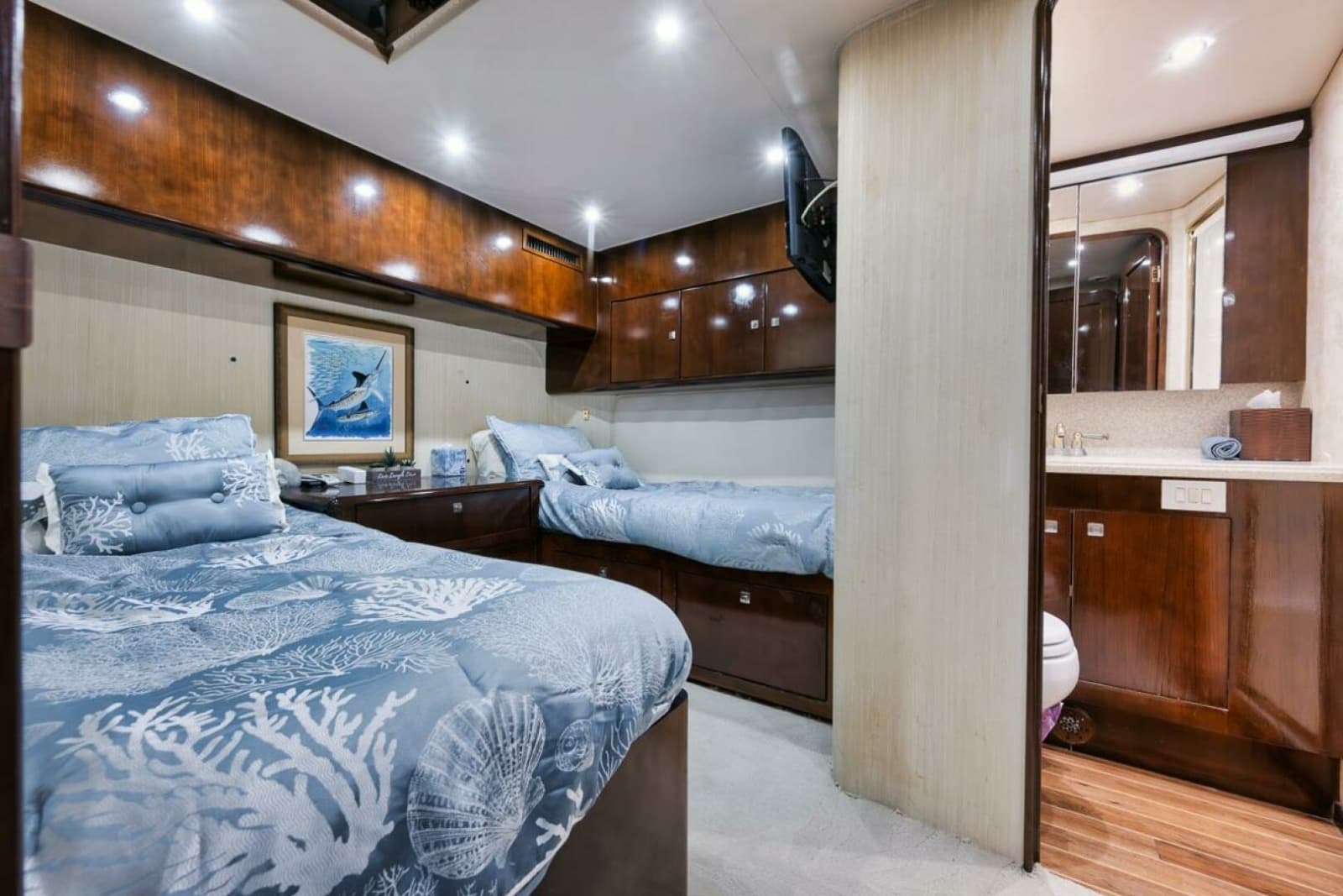 Ocean 73 UNCONQUERED - Guest Stateroom