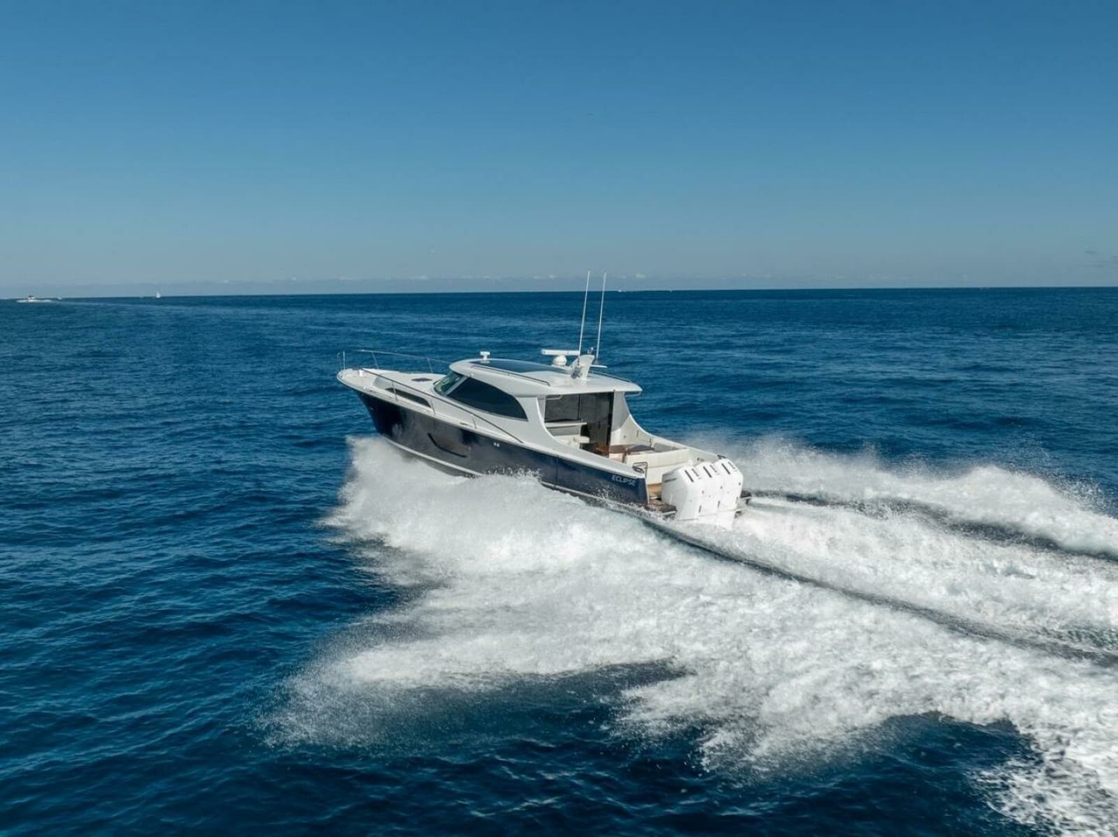 ECLIPSE 505 Shadow -