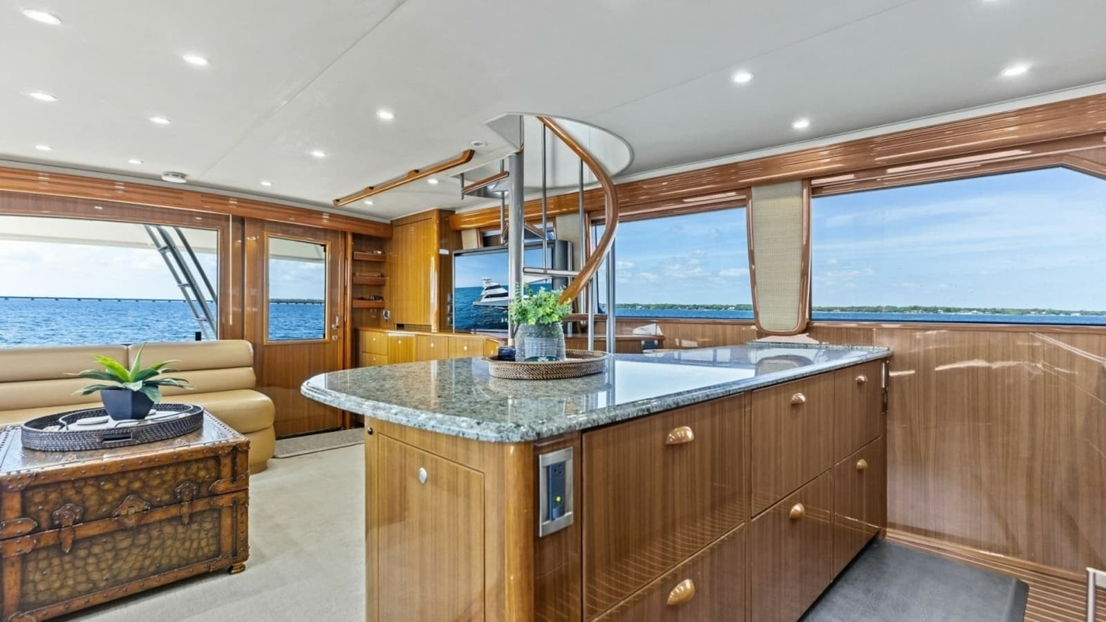2008 Viking 68 Skybridge "Liquid Apple"