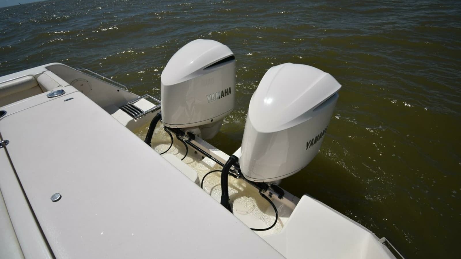 2016 Grady-White 330 Express