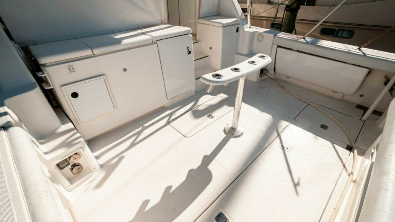 2003 Tiara Yachts 4200 Open Kingfisher Cockpit 3