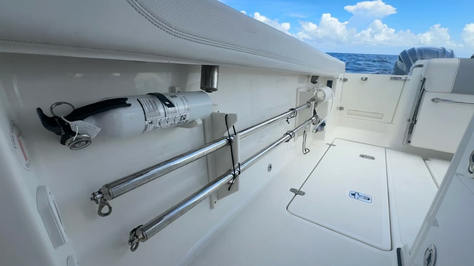 2022 Pursuit S288-