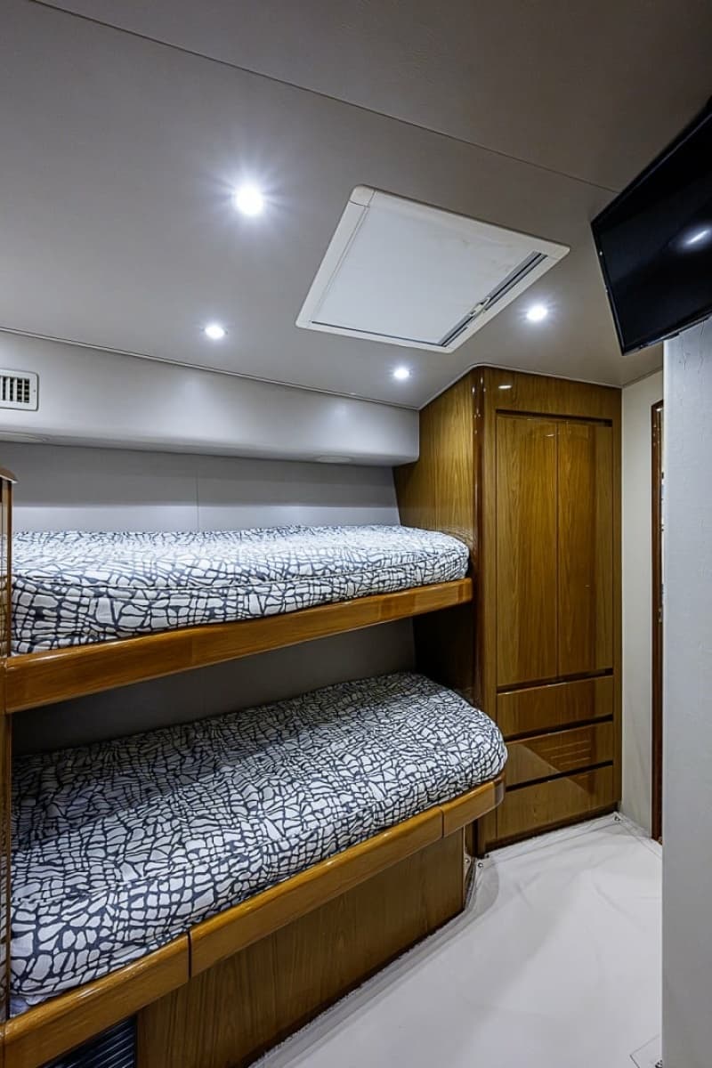 2011 Viking 76 Enclosed Bridge