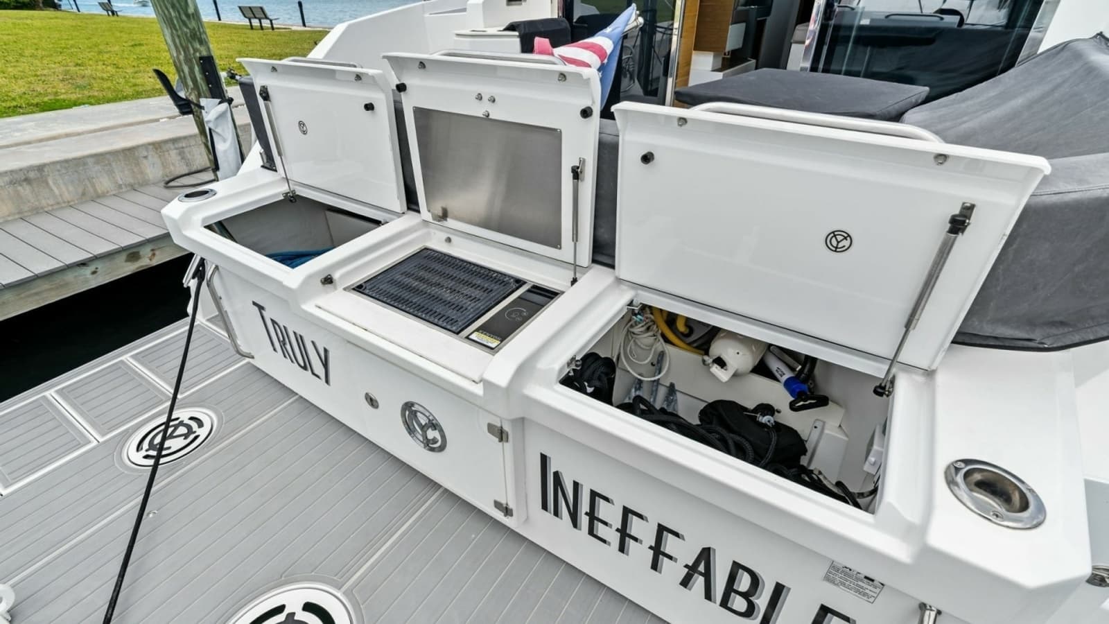 2019 Cruisers Yachts 42 Cantius 'Truly Ineffable'