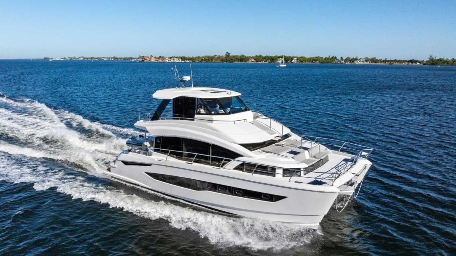 2022 54 Aquila Powercat 'Remarkable I'