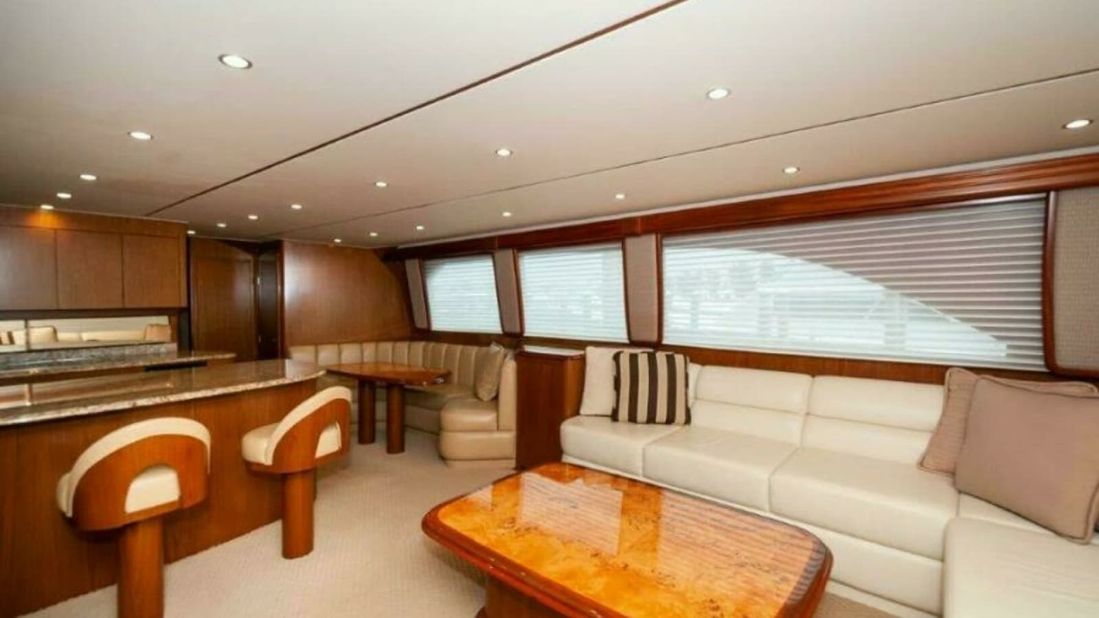 2012 76 Viking Sky Bridge Barefoot Drive Salon (4)