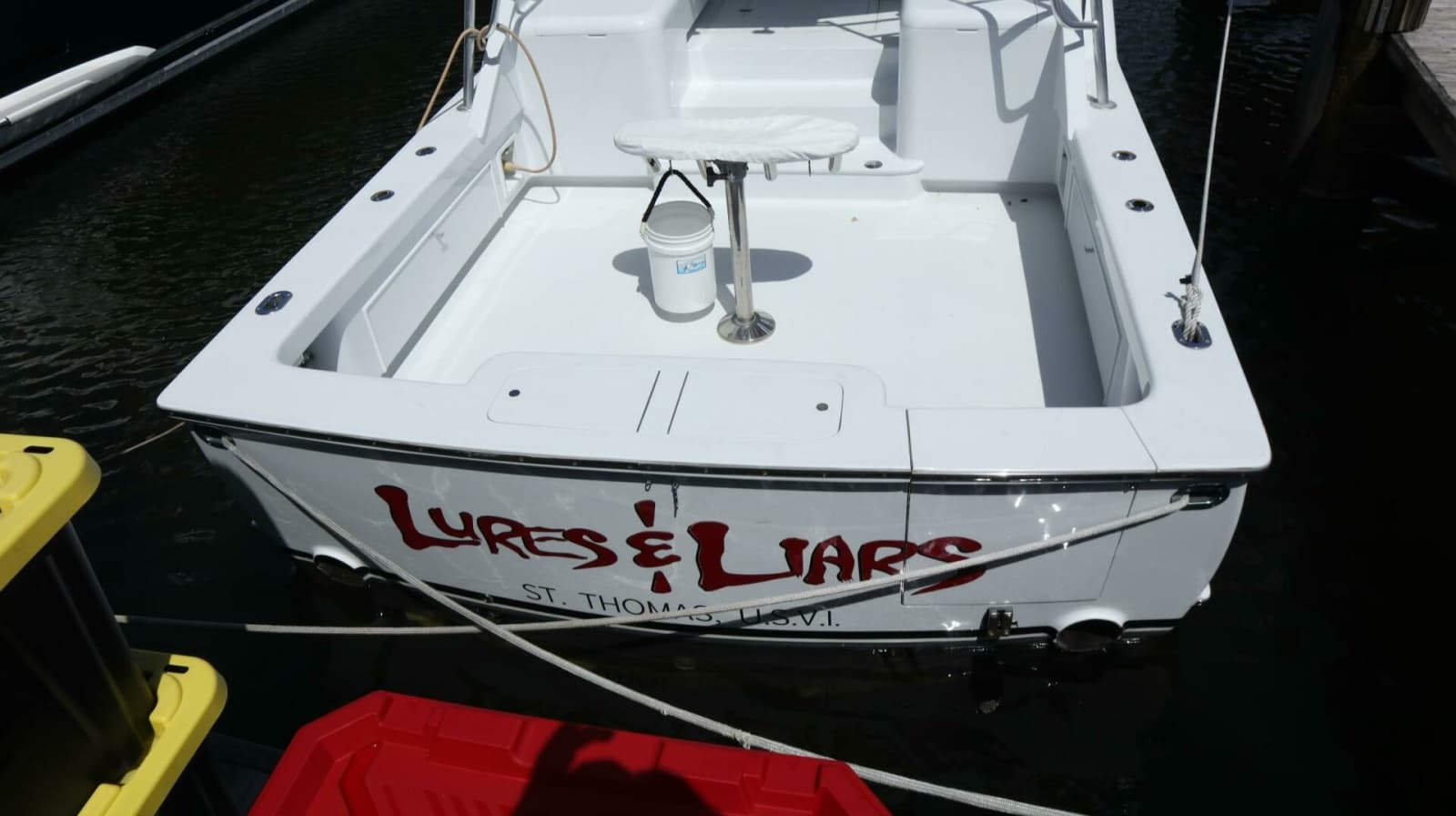 2002 Miller Marine 38 Open
