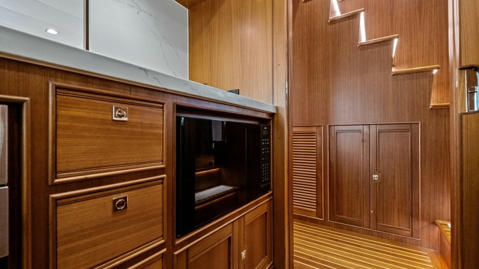 2024 Marlow 90 V - Artemis II