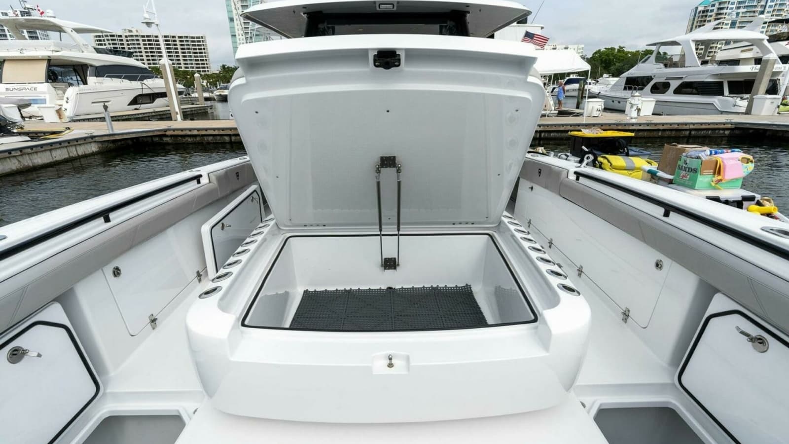 2022 Barker Boatworks 40 HPC