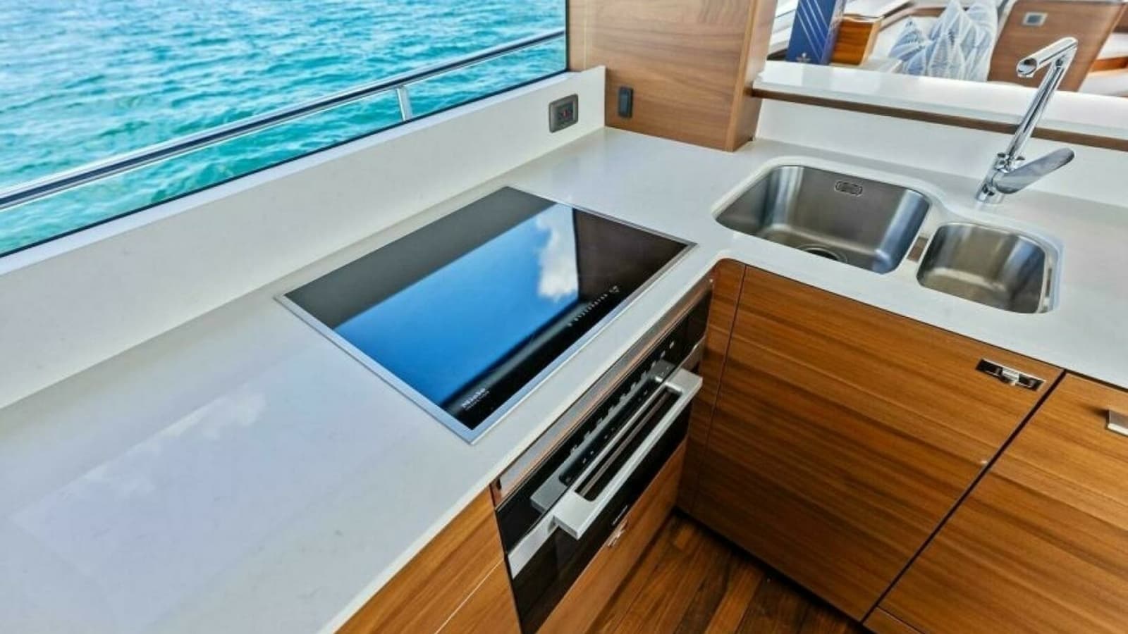 2024 Princess Y72 Motor Yacht