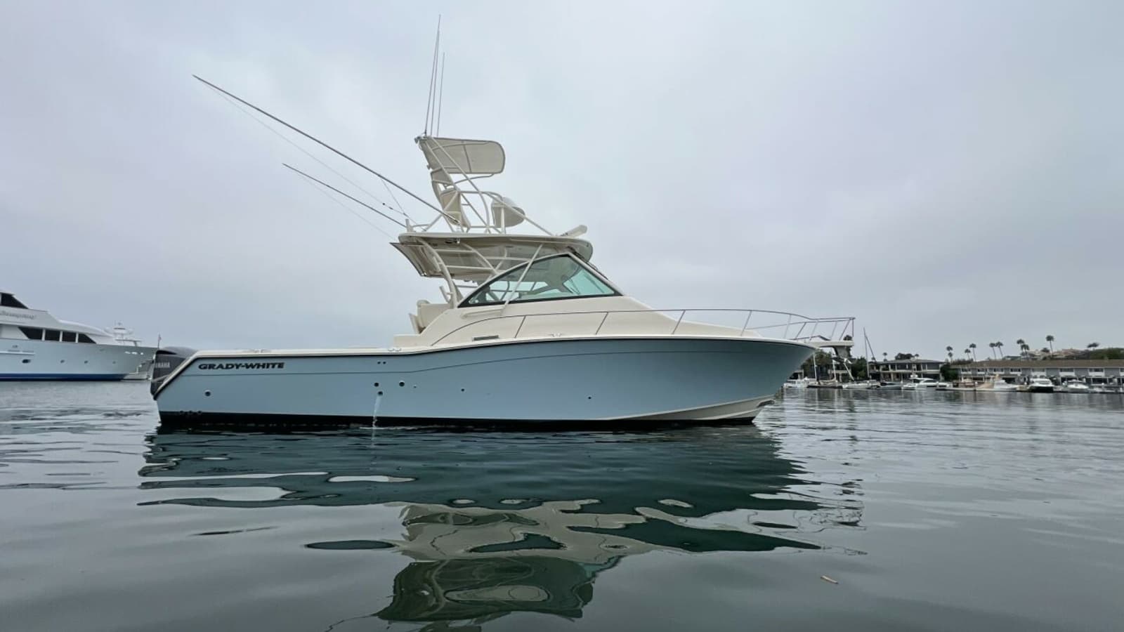 2018 Grady-White 370 Express "Be Chumming"