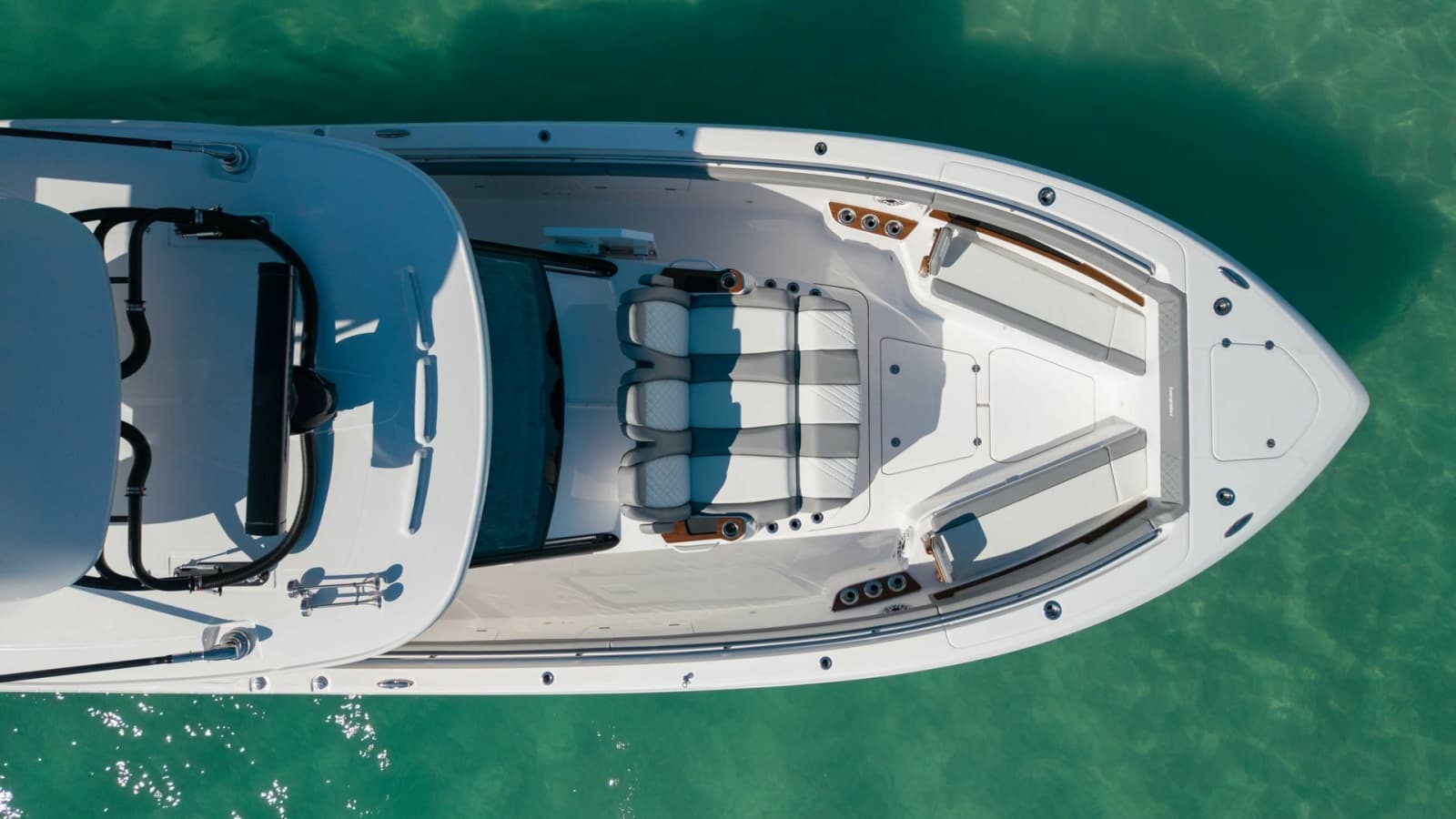 Spacious Bow Seating Area
