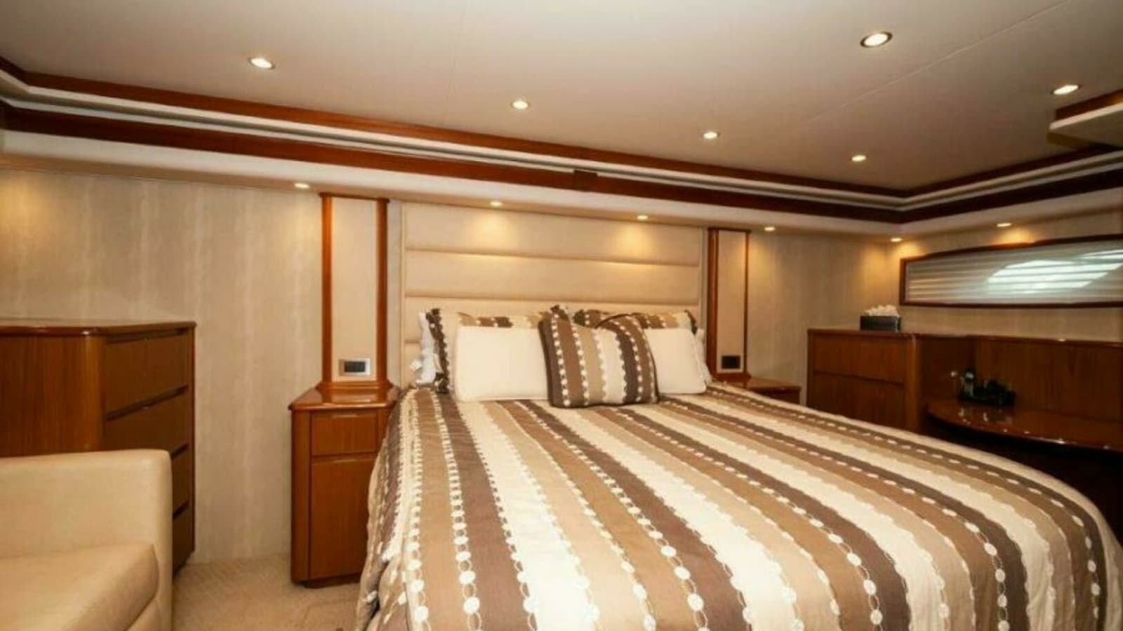 2012 76 Viking Sky Bridge Barefoot Drive Master Stateroom (3)