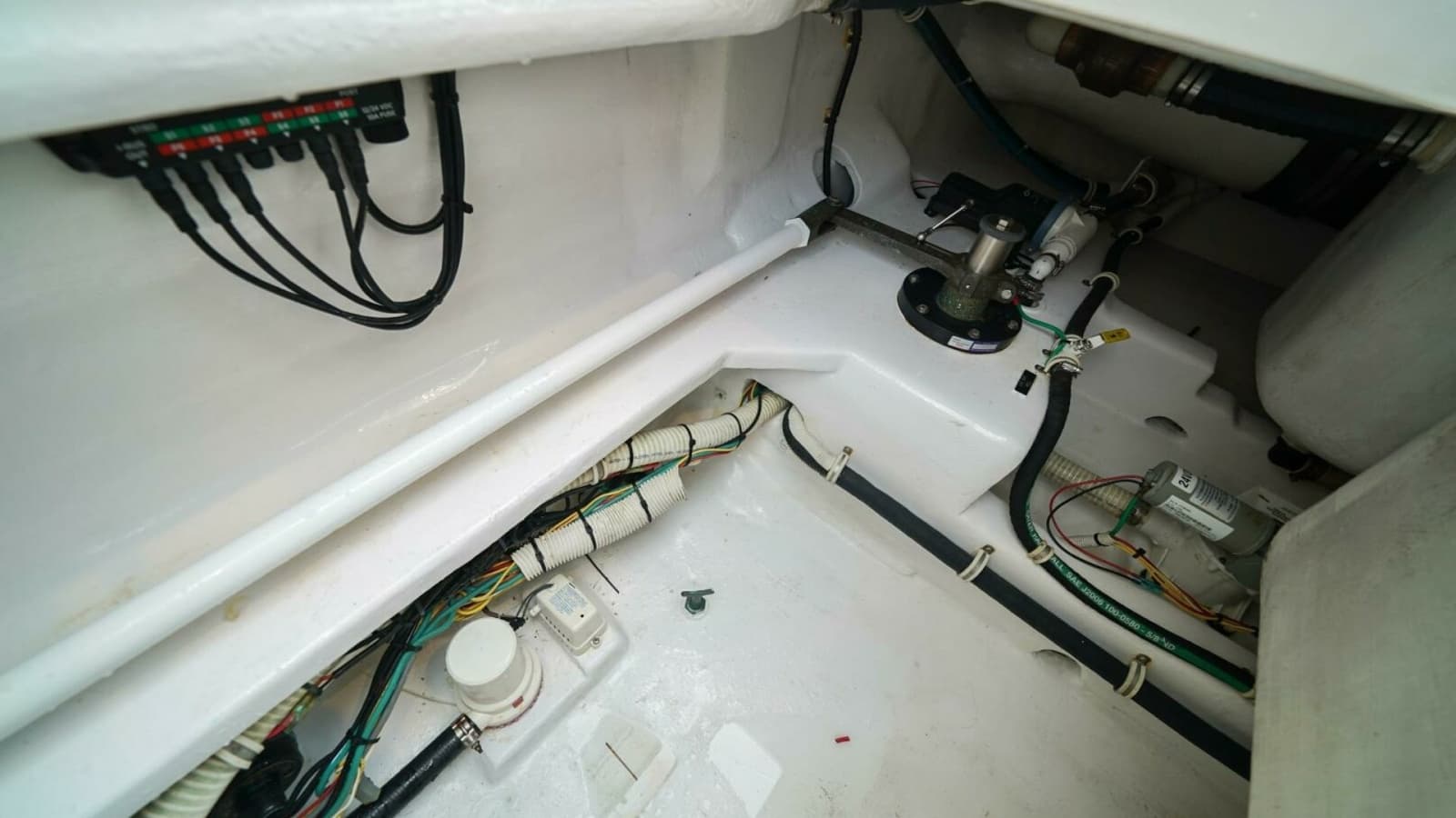 2007 Viking 45 Convertible Bad Habits