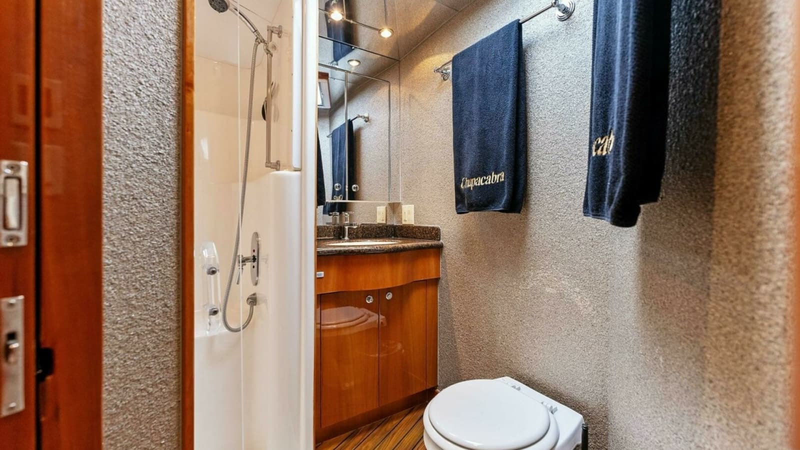 2007 Hatteras 64 Convertible CHUPACABRA - Ensuite Bathroom with Shower