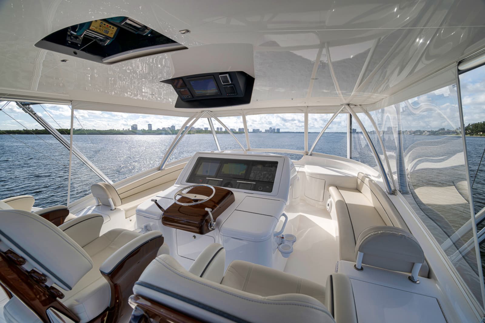 2020 Viking 68 Convertible