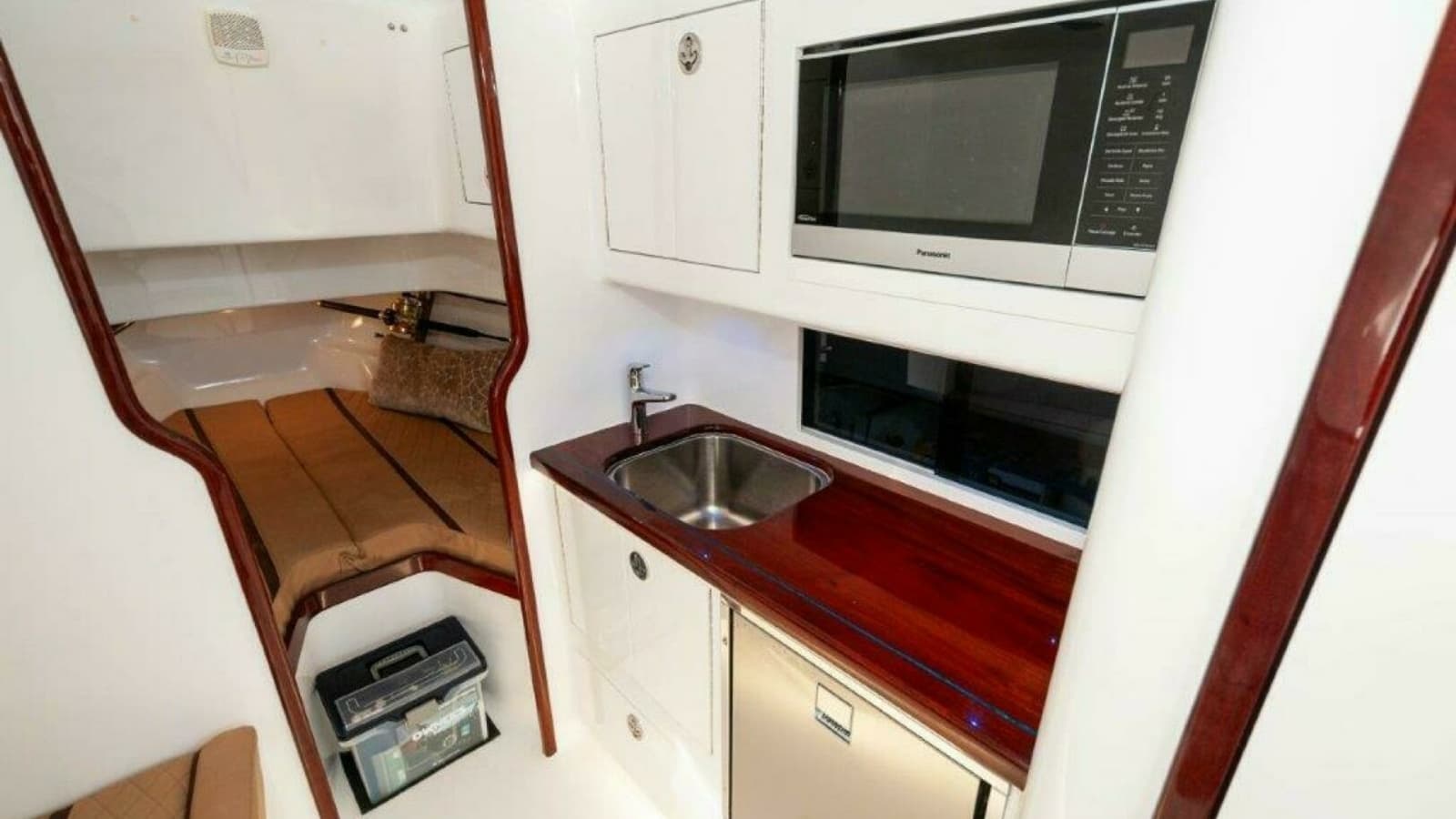 2024 Maverick Yachts Costa Rica 36 Walkaround- GAME ON- Galley