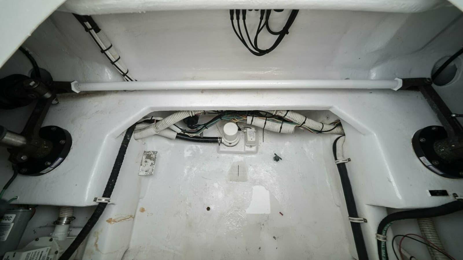 2007 Viking 45 Convertible Bad Habits