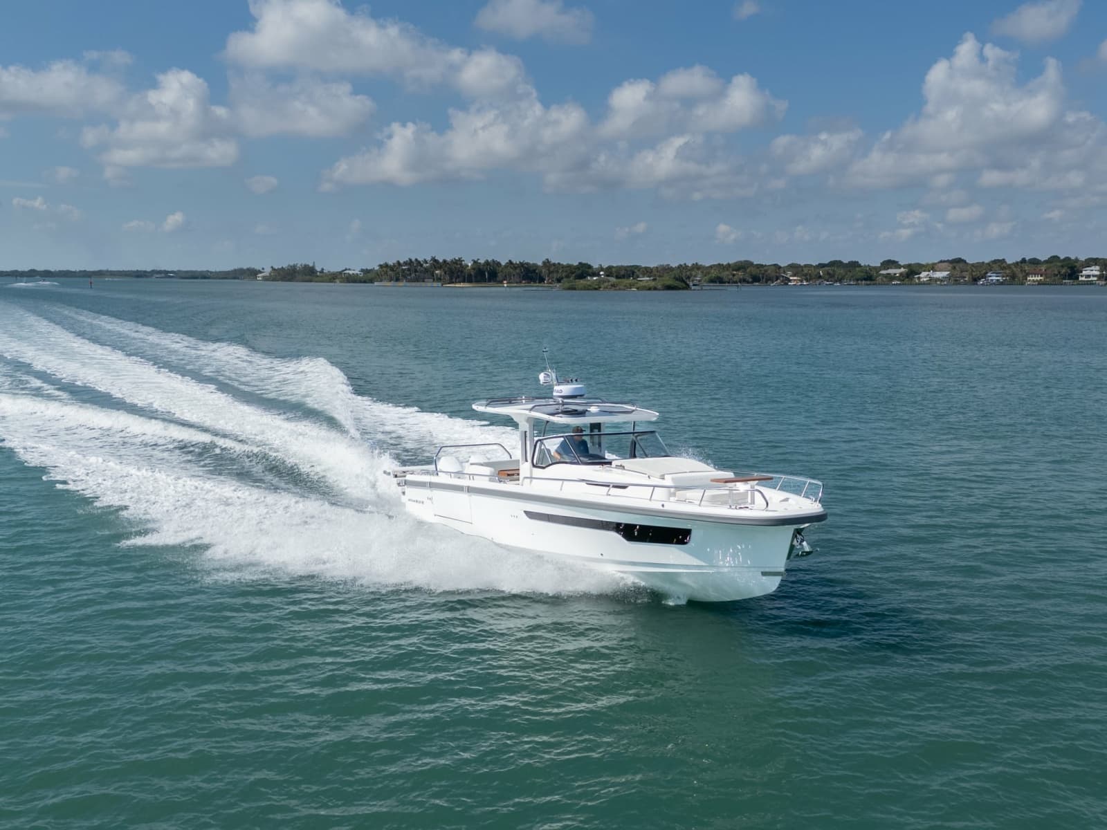 2027 Nimbus Sport Tender 42