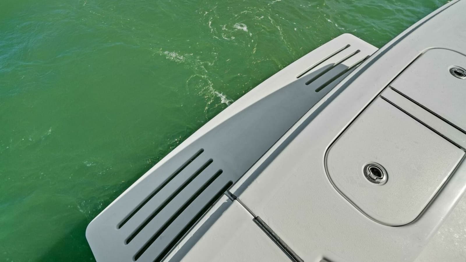 2017 Bertram 35 Flybridge