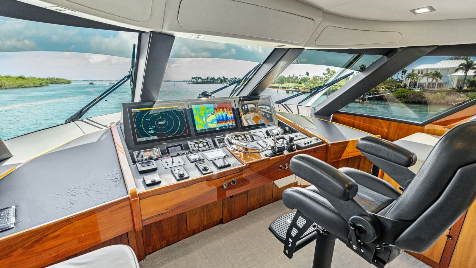 2016 Viking 80 Enclosed Bridge- FRIGATE- Enclosed Bridge Helm