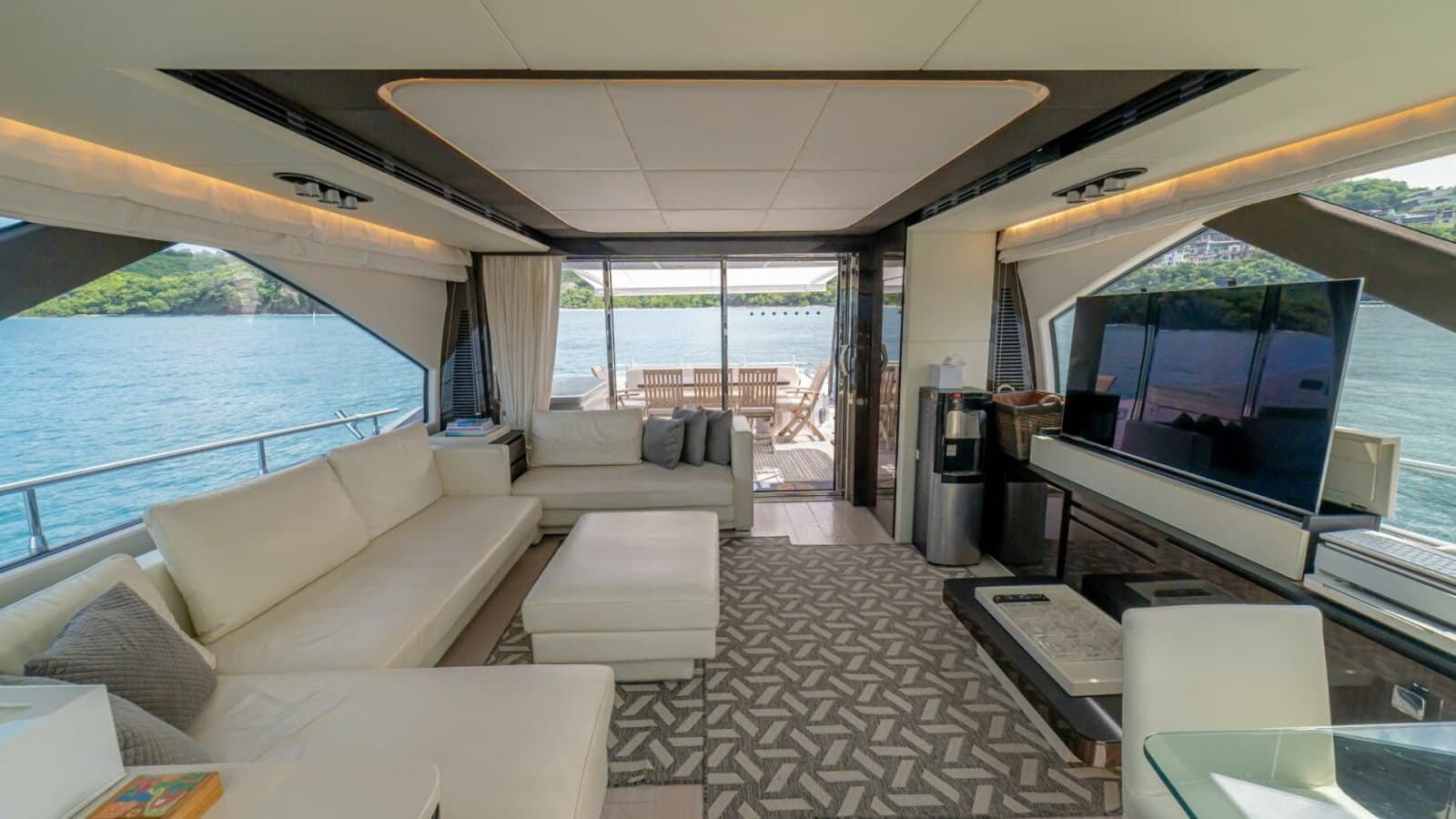 2017 Azimut 77 "Carpe Diem"
