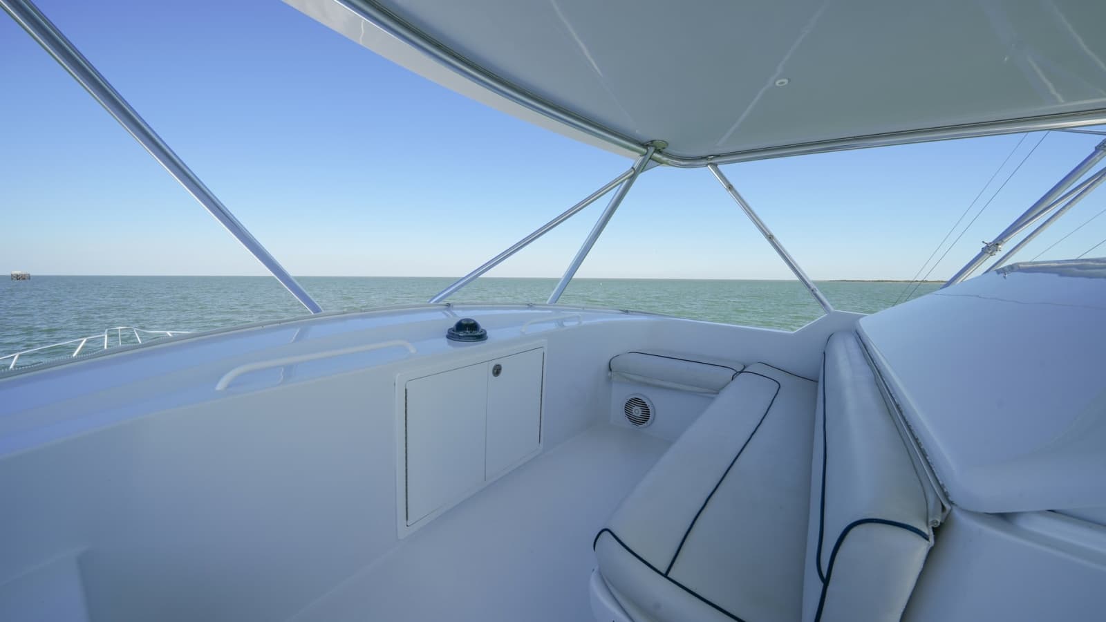 Flybridge Seating Area