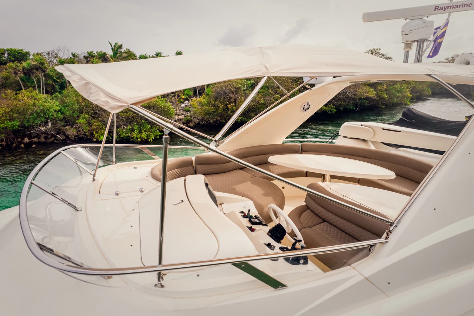 2004 Azimut 55E