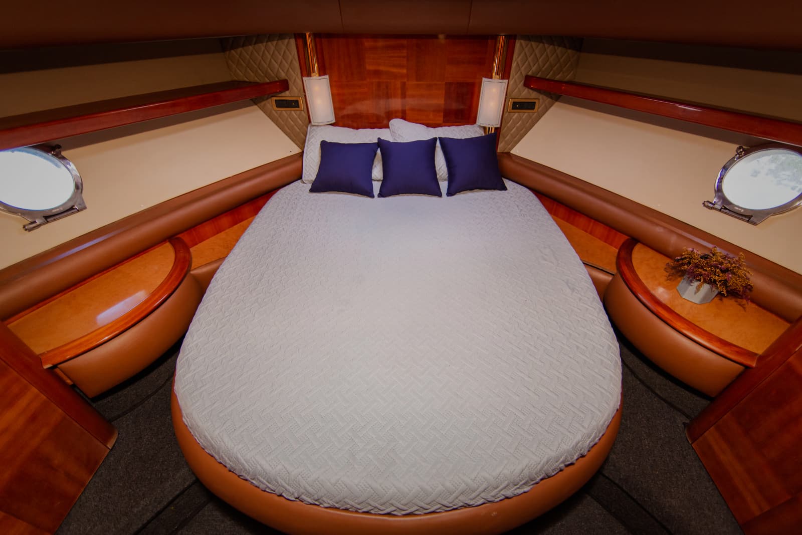 2004 Azimut 55E