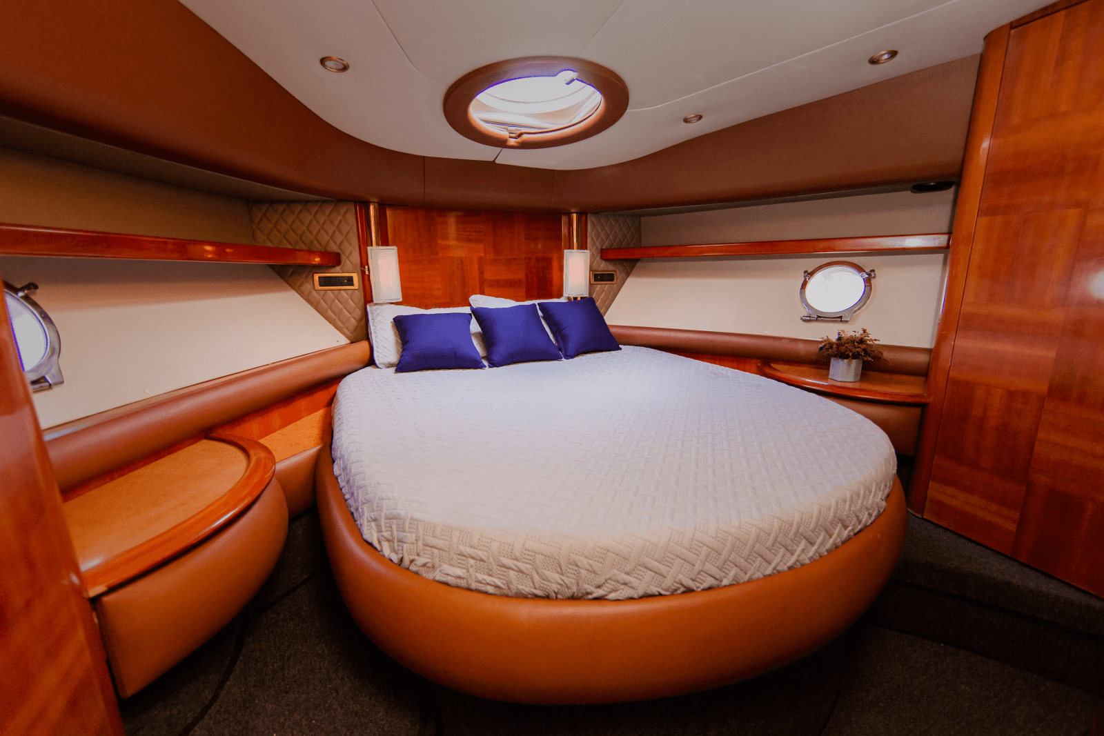 2004 Azimut 55E