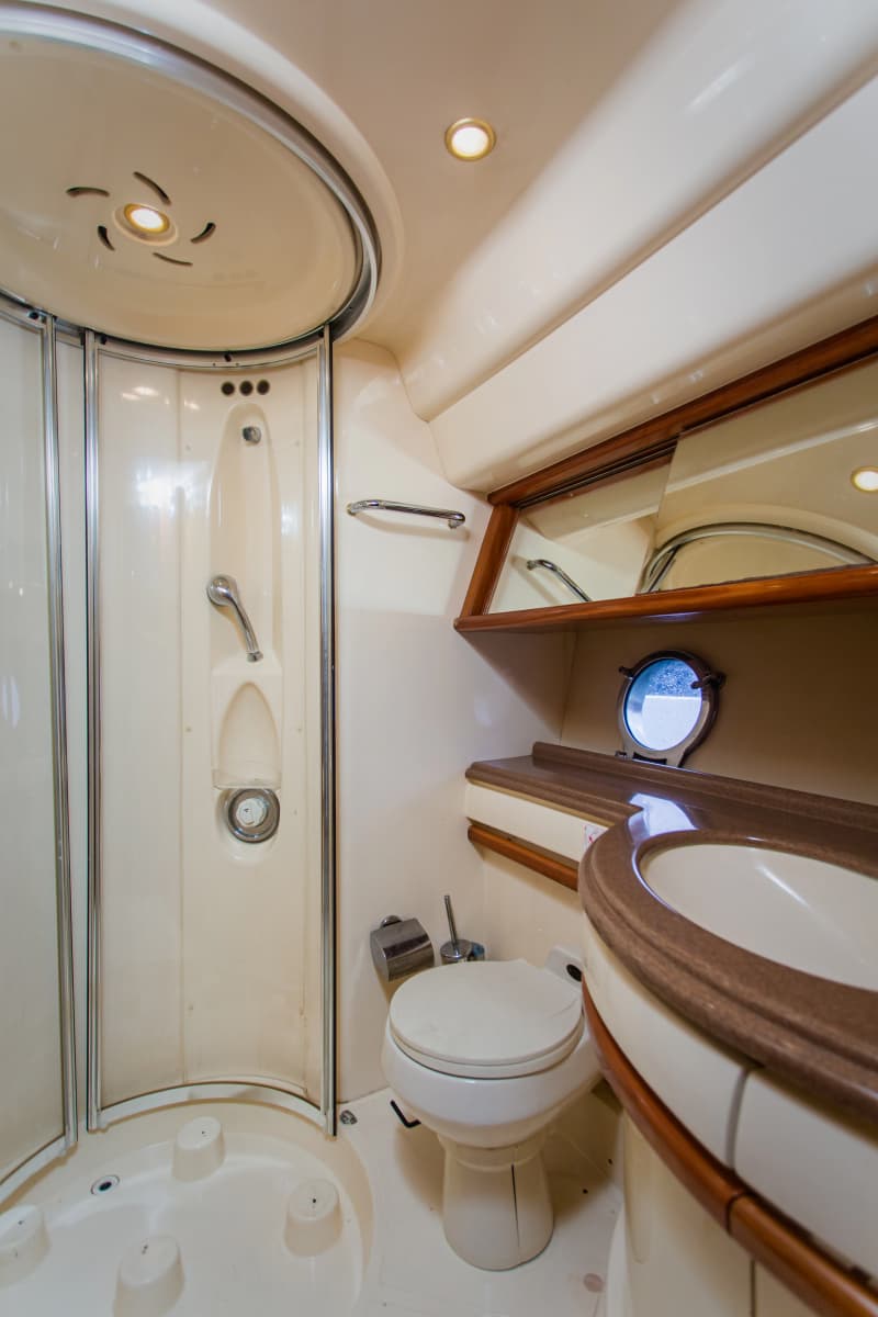 2004 Azimut 55E
