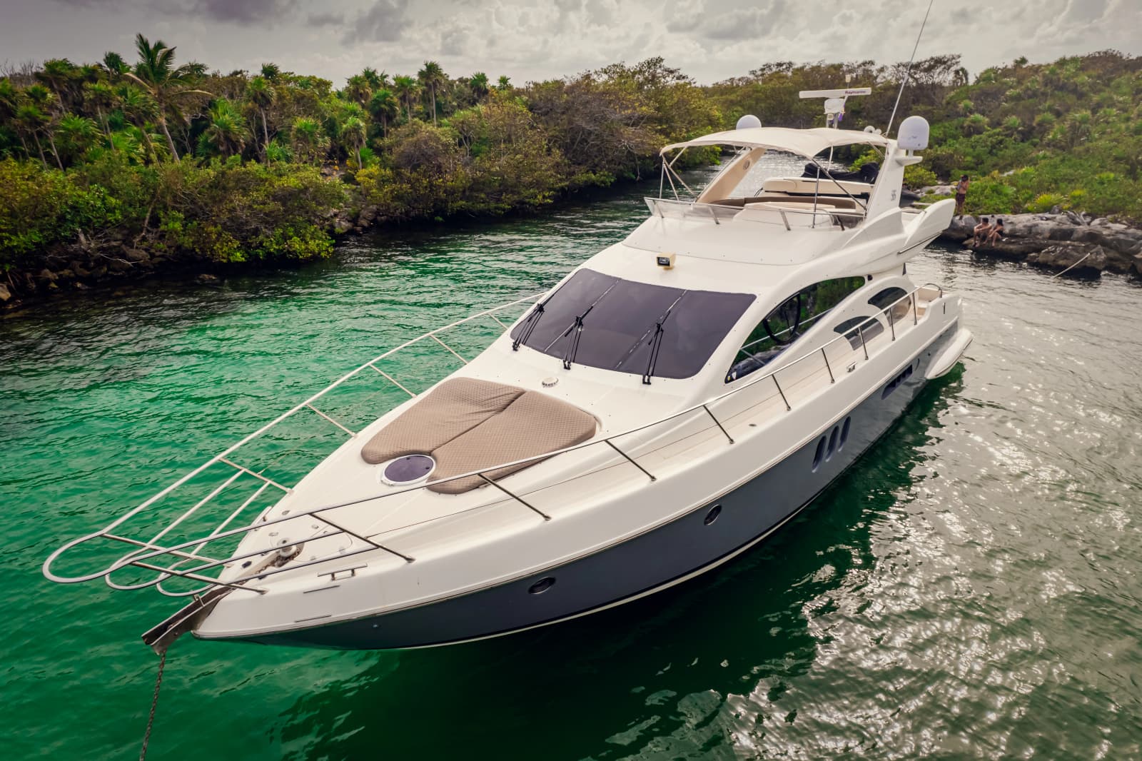 2004 Azimut 55E