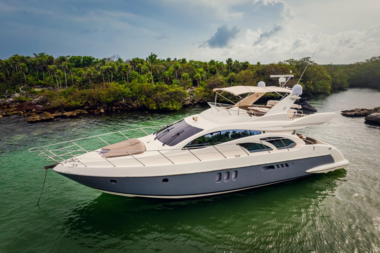2004 Azimut 55E