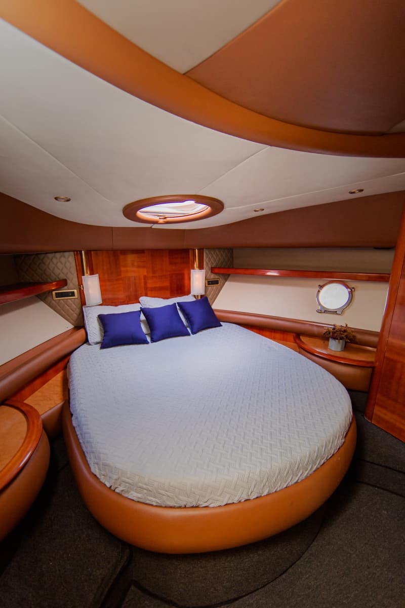 2004 Azimut 55E