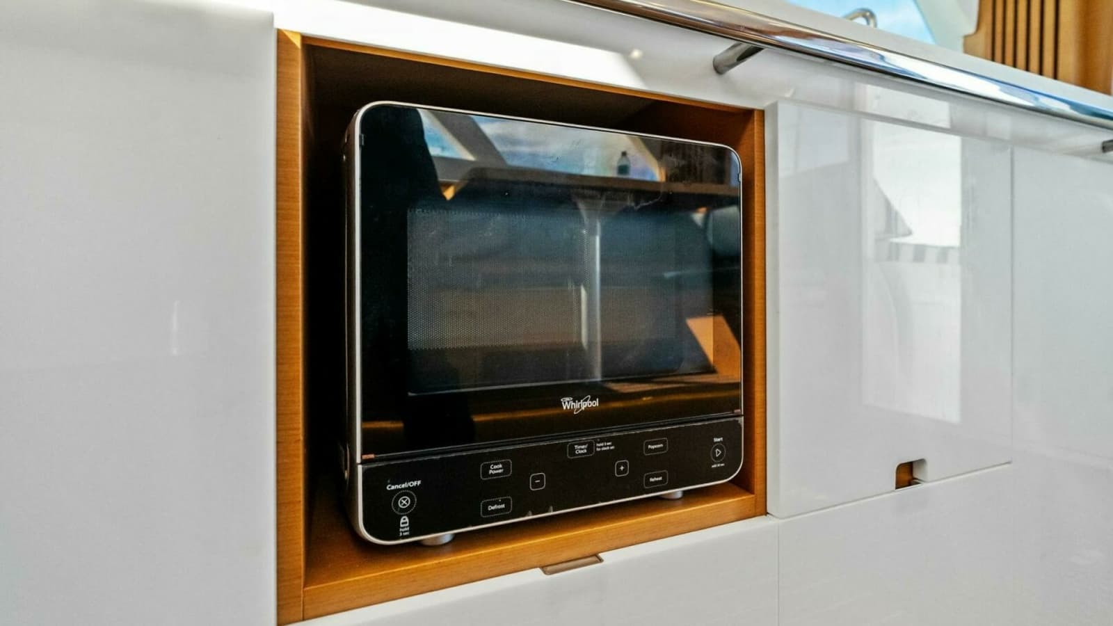 2017 Bertram 35 Flybridge