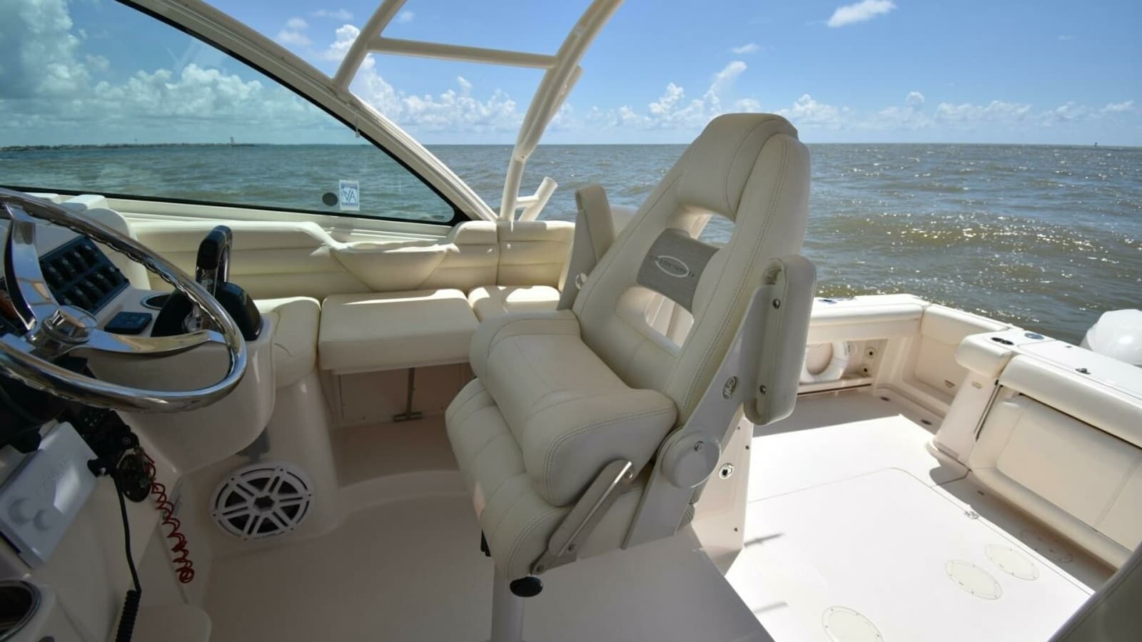 2016 Grady-White 330 Express