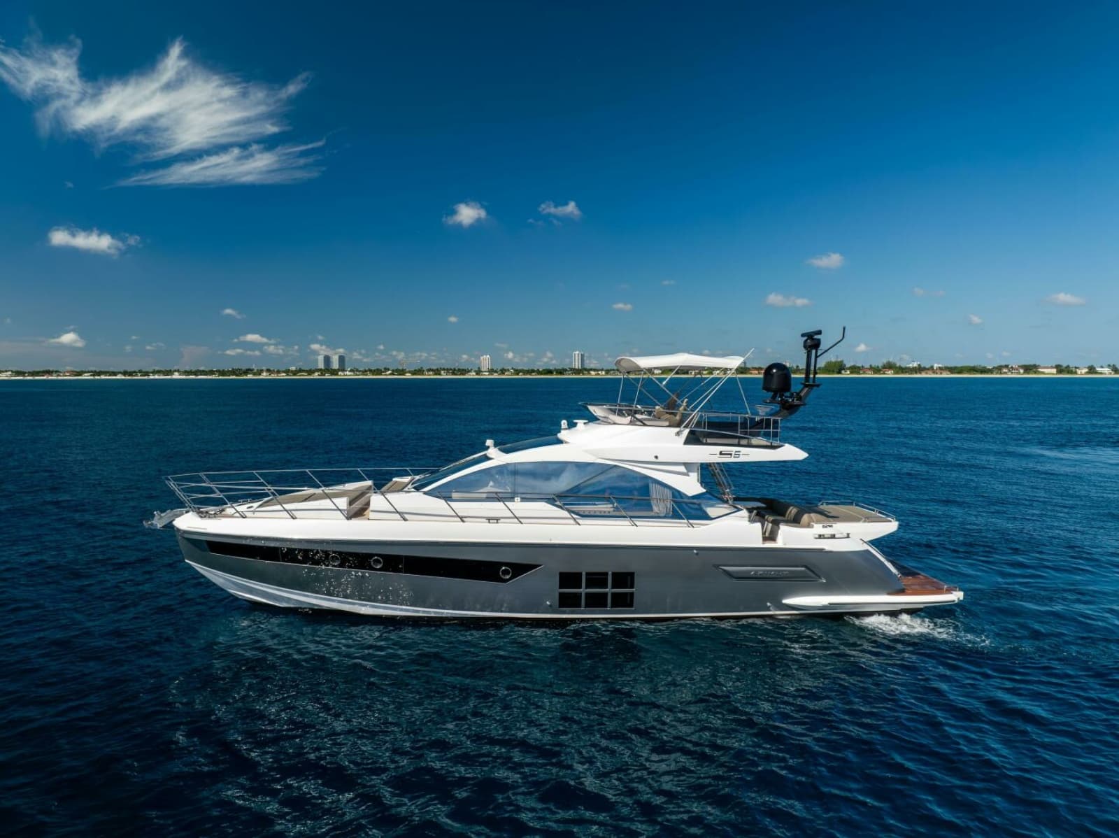 Azimut 60 - Azure - Profile