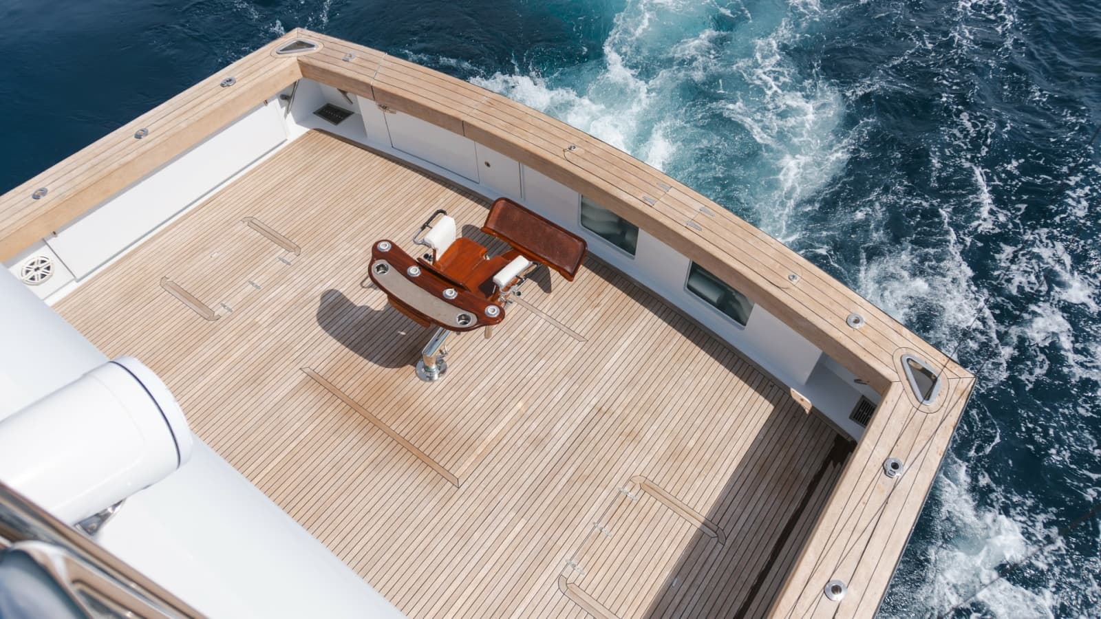 Expansive Teak Fishing Deck