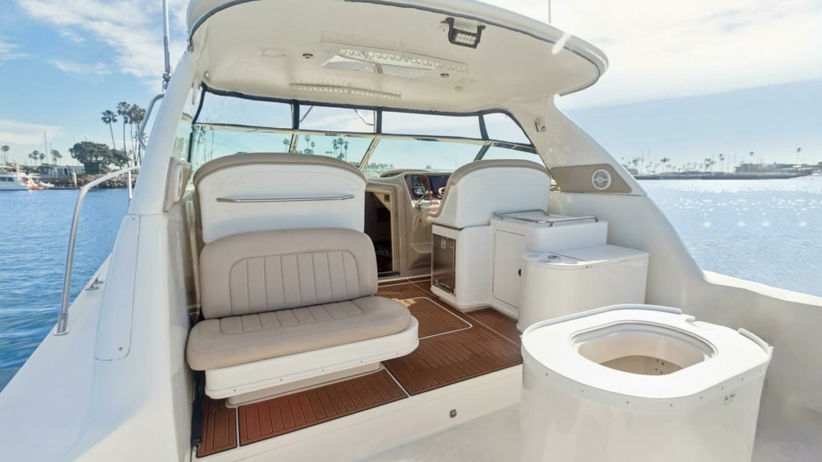 Spacious Cockpit with Seating Area