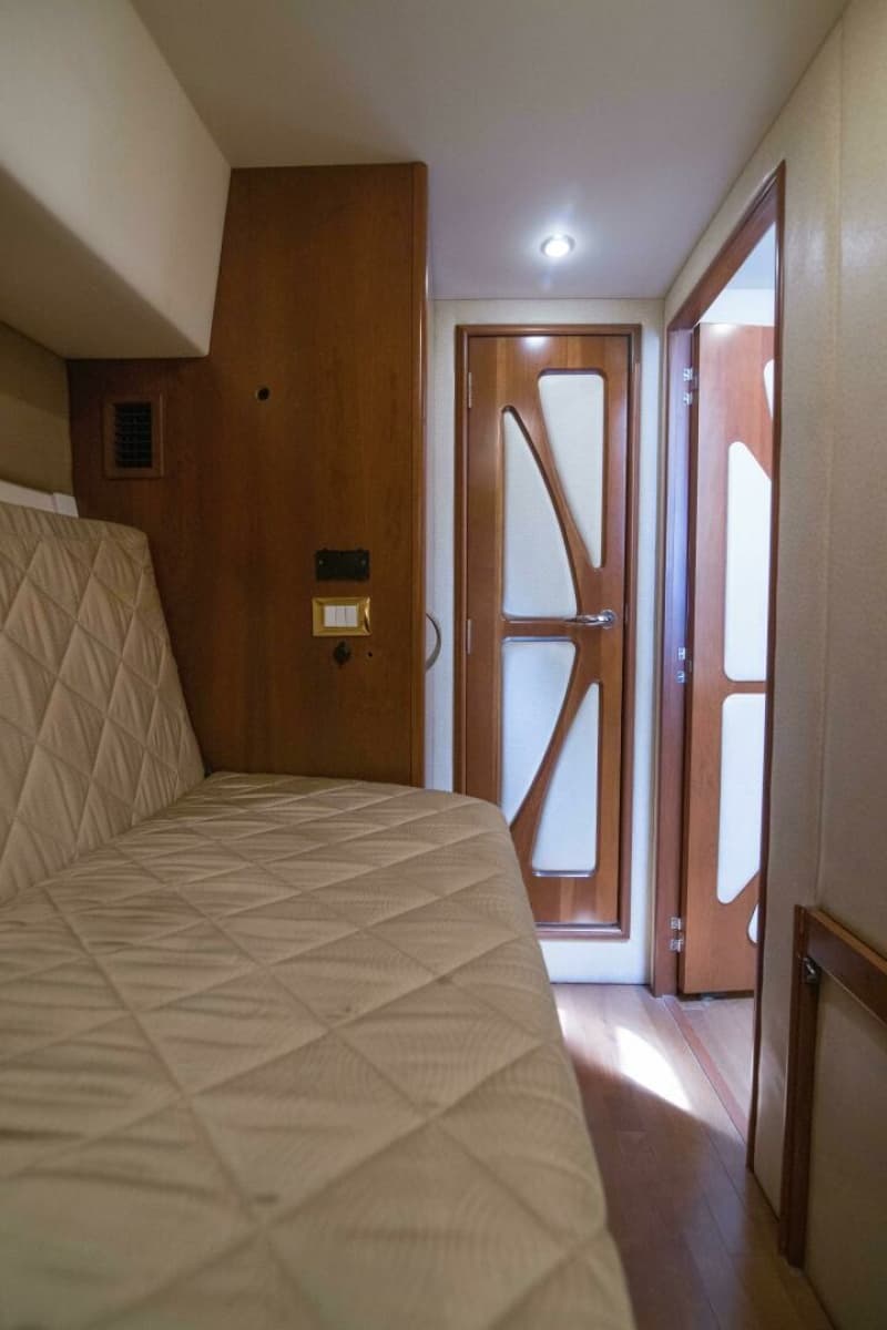 Silverton 52 - Immersed -