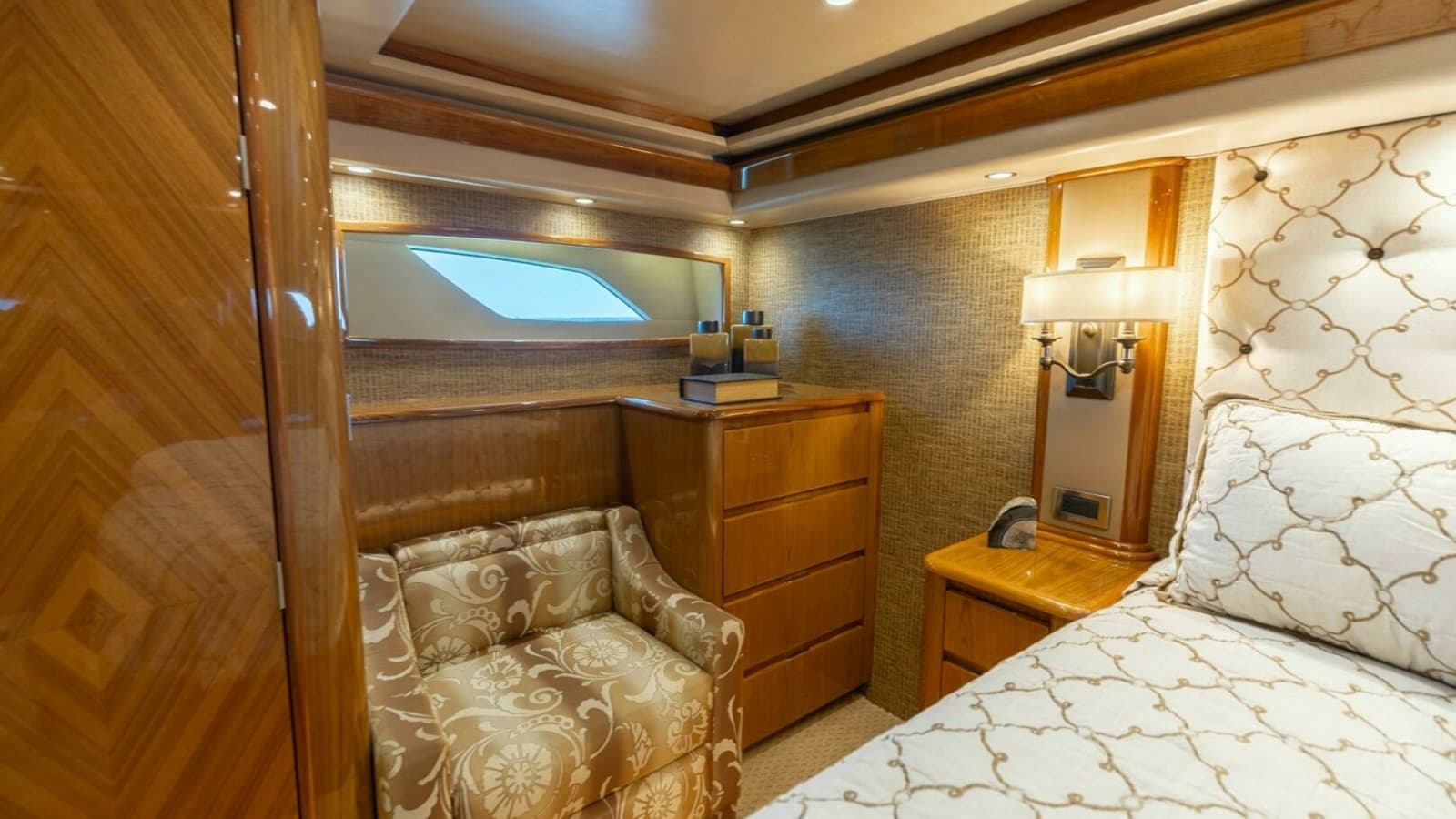 2013 Viking 76 Convertible- REEL FIRE- Master Stateroom