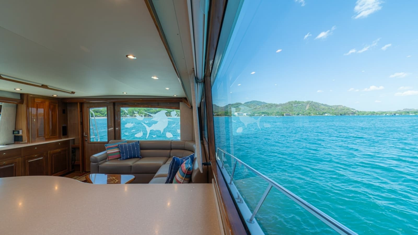 Salon with Panoramic Ocean View