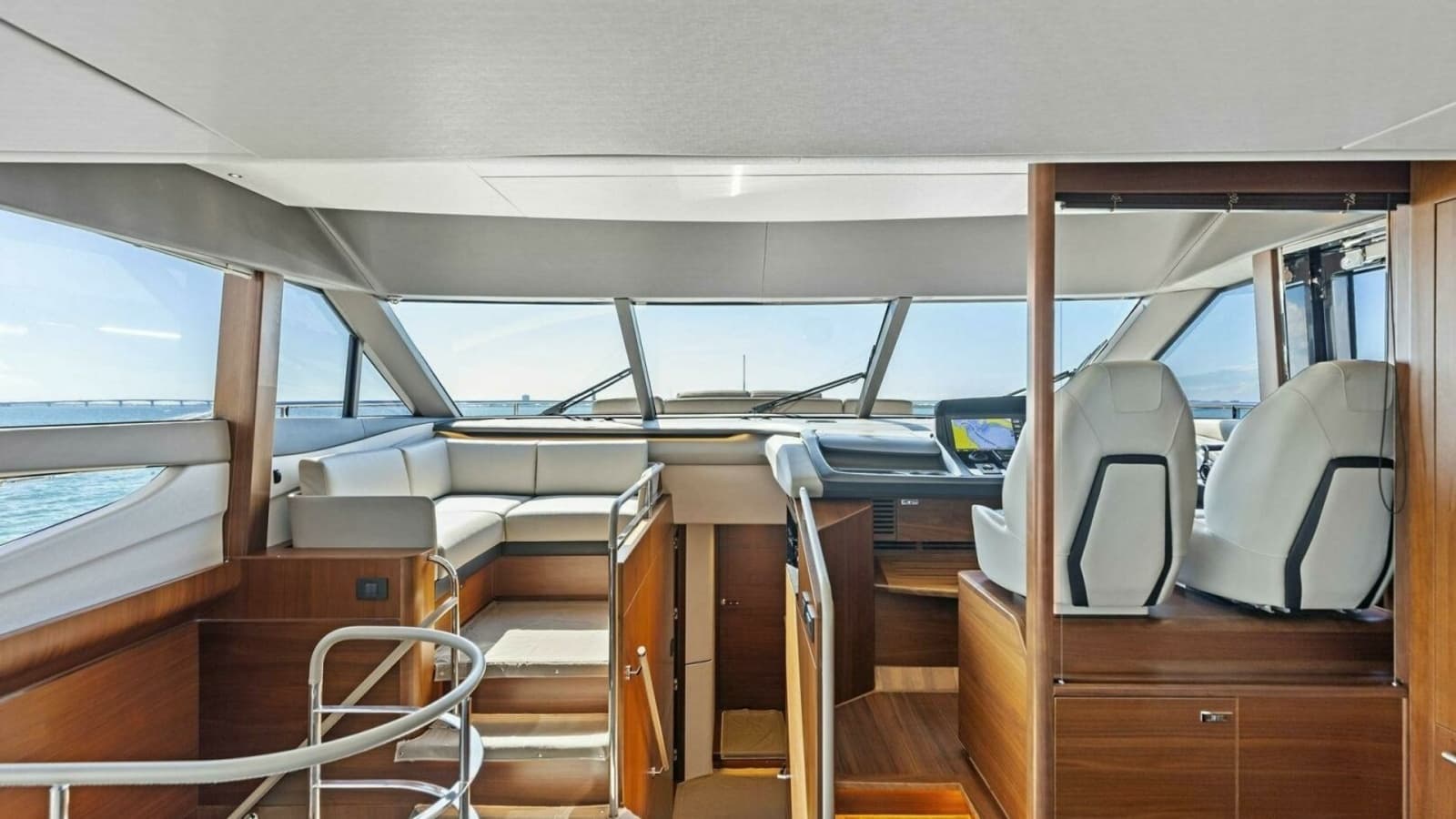 2018 Princess Y75 Motor Yacht